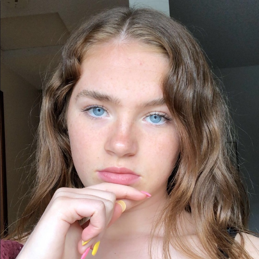 Meet your Posher, Mackenzie